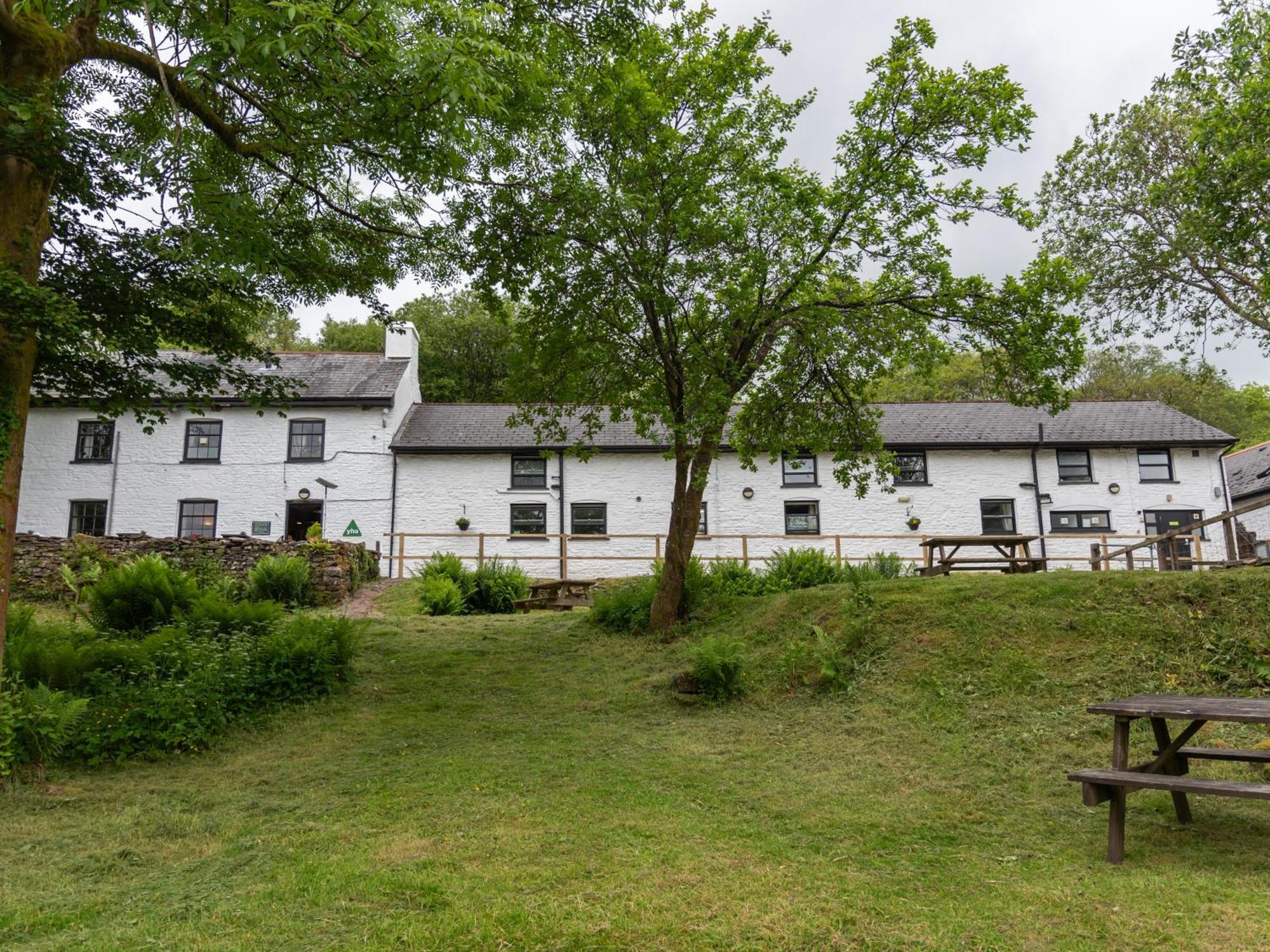 Yha Brecon Beacons Vandrarhem Exteriör bild